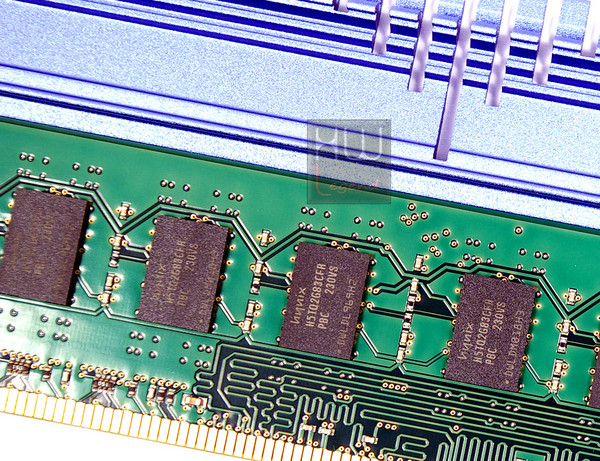 Hynix_H5TQ2G83CFR-PBC_-_1