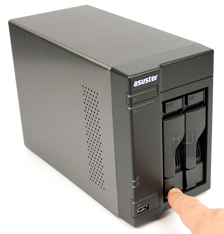 asustor_as-602t_nas_hotswap1