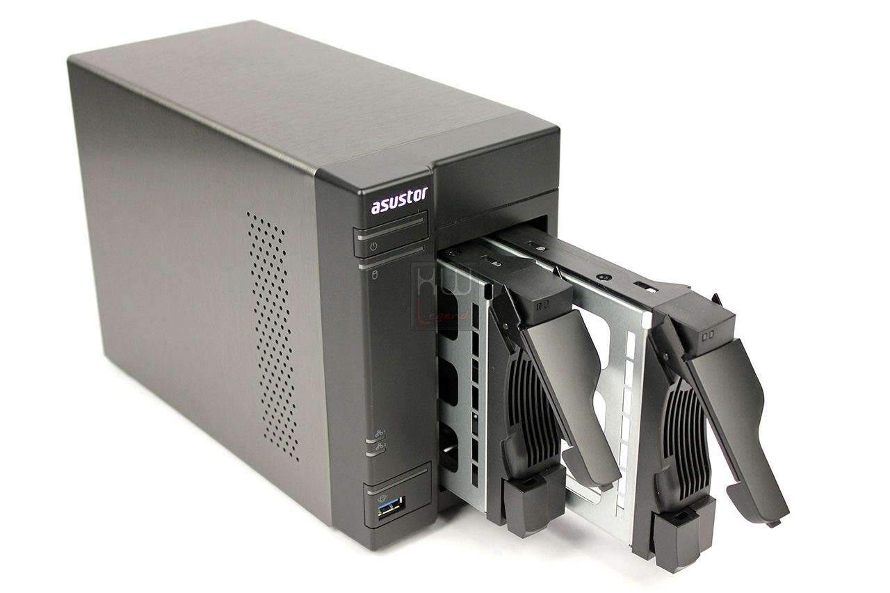 asustor_as-602t_nas_hotswap2