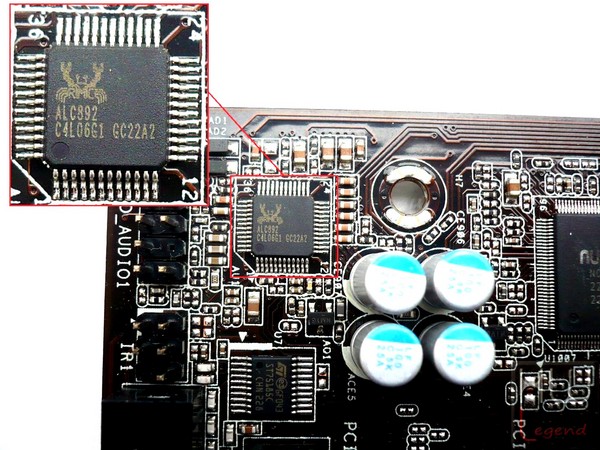 051-asrock-fm2a85x-extreme4m-foto-scheda-chip-audio