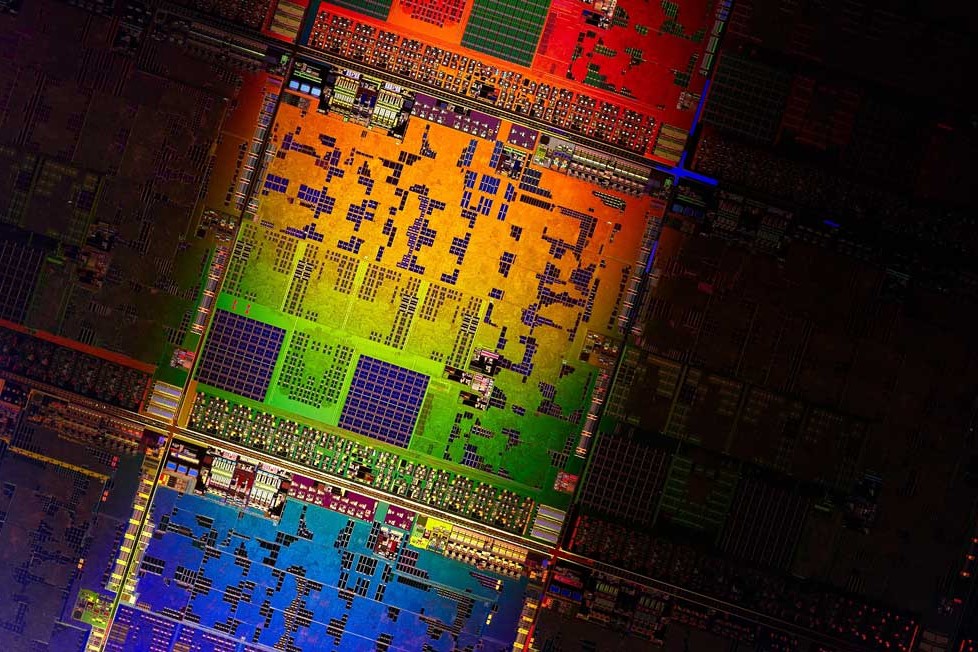 AMD-Embedded-G-Series-SOC-Die-Shot_lr