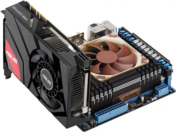 Asus_GeForce_GTX_670_DirectCU_Mini_-_3