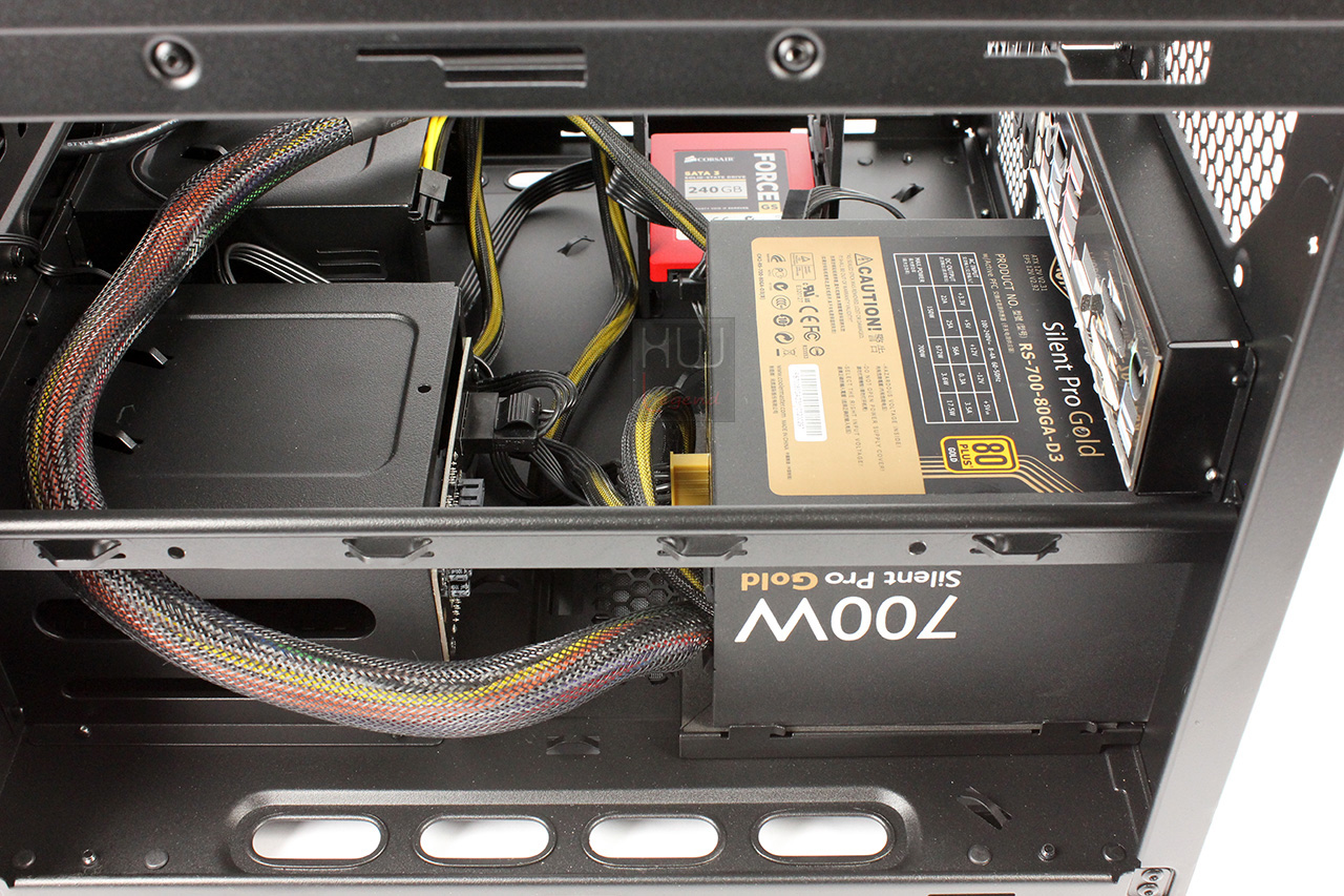 cooler_master_haf_xb_case_interno3