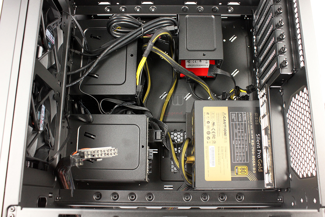 cooler_master_haf_xb_case_interno4