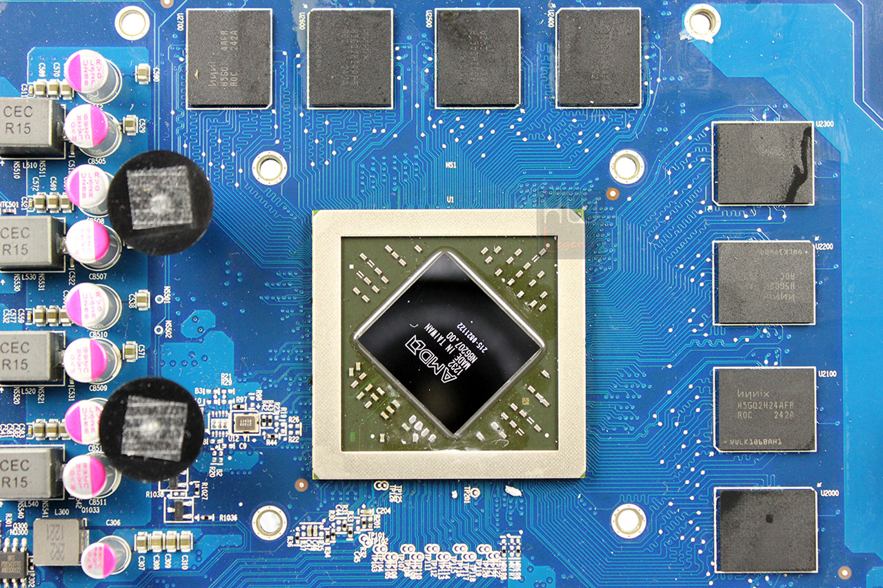 sapphire_hd7870_xt_pcb_gpu_memorie