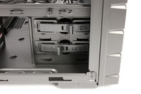cooler_master_haf_xb_case_bay_525_2
