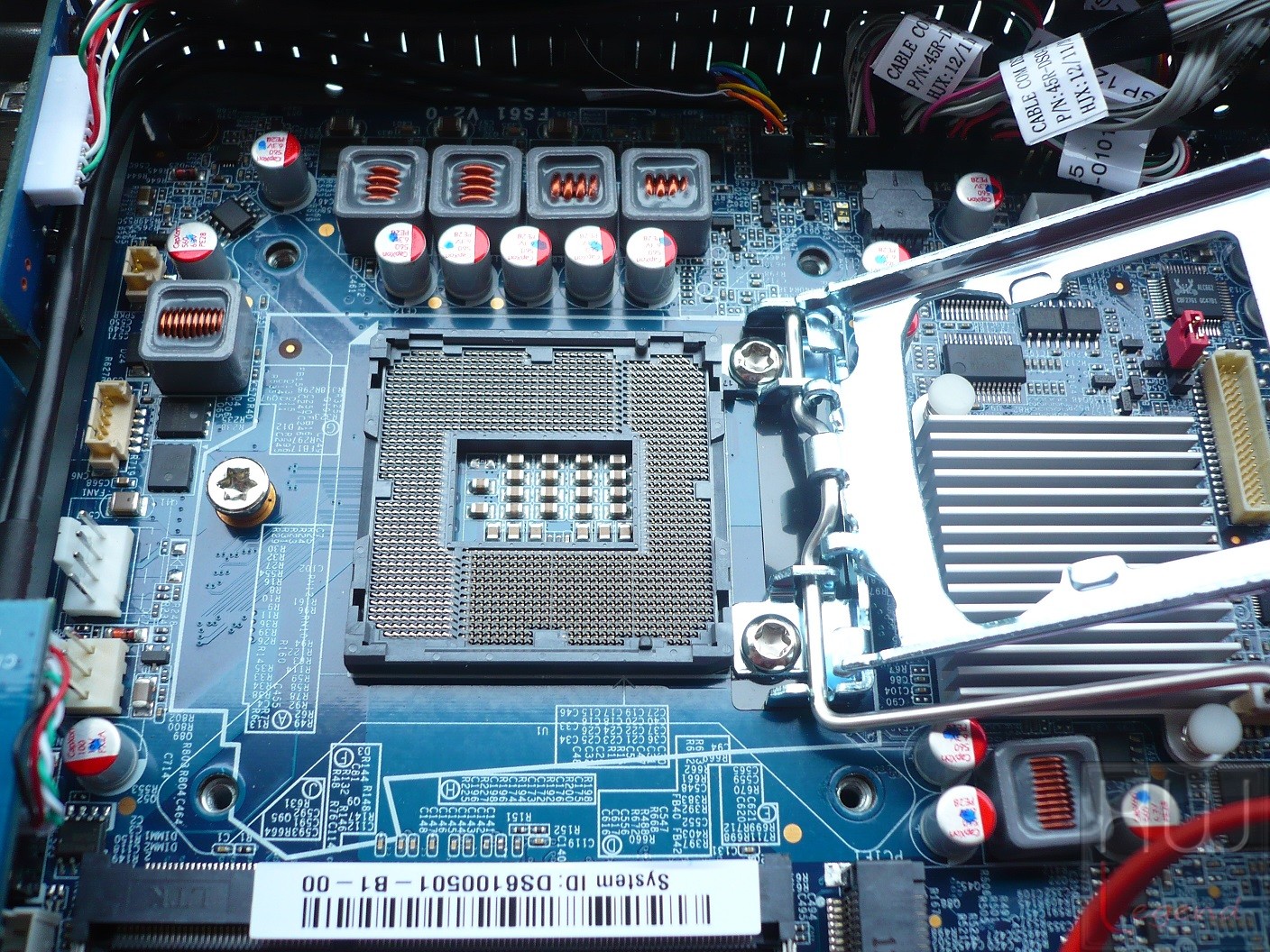 059-shuttle-ds61-minipc-installazione-componenti-2