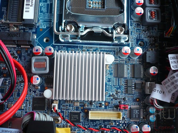 053-shuttle-ds61-minipc-scheda-madre-dissipatore-chipset