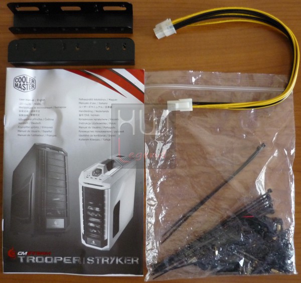 011-cm-storm-stryker-foto-confezione-interno-dotazione-1