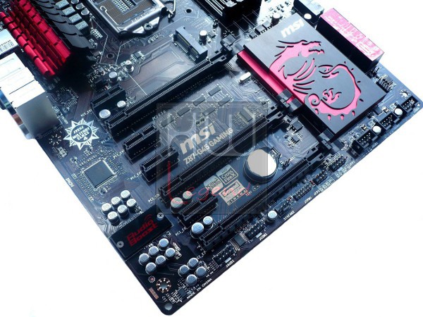 049a-msi-z87-g45-gaming-foto-scheda-slot-espansione