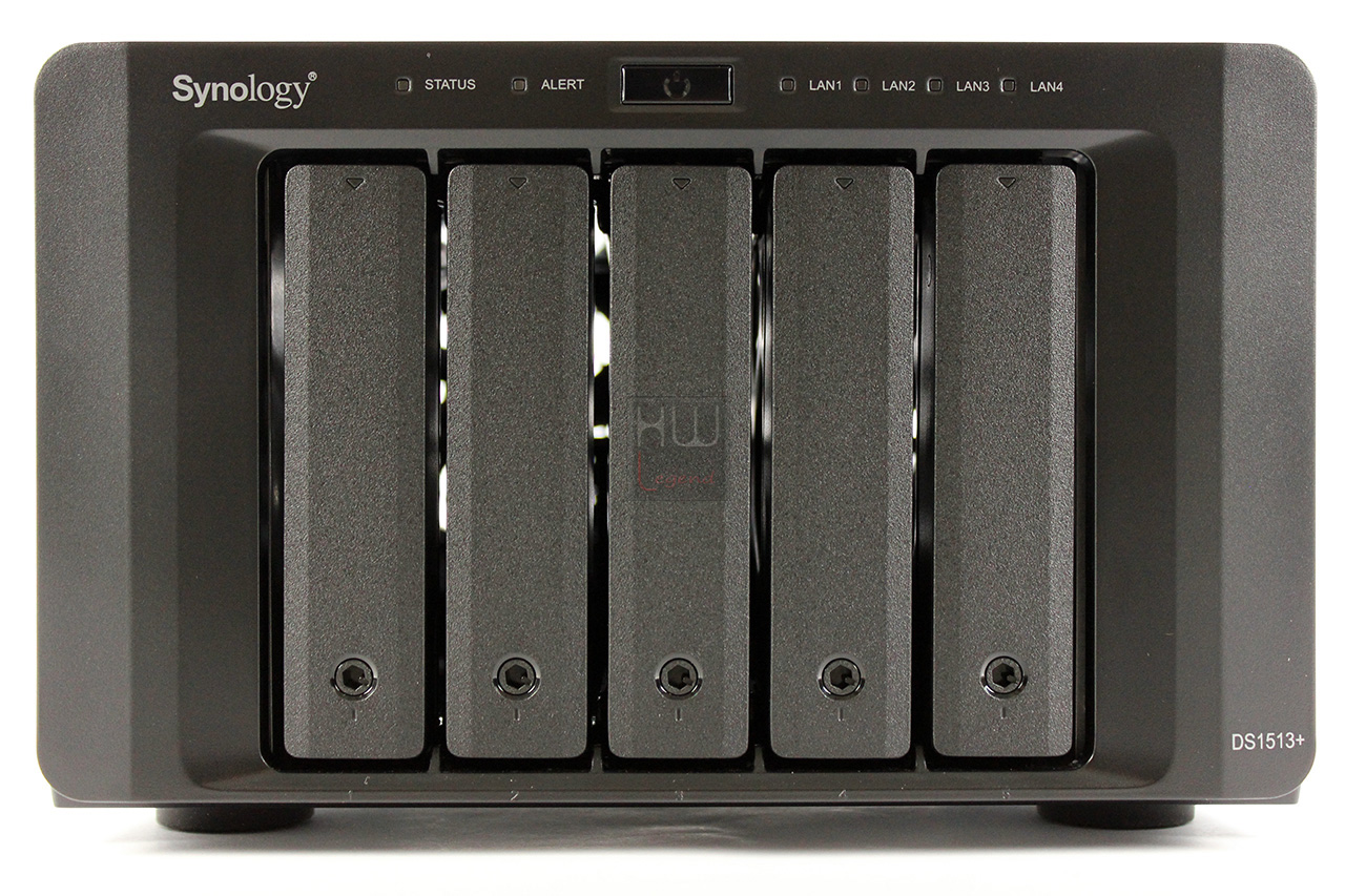 synology_ds1513_nas_fronte