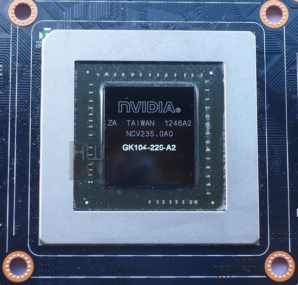 040-nvidia-gtx-760-foto-scheda-gpu-gk104