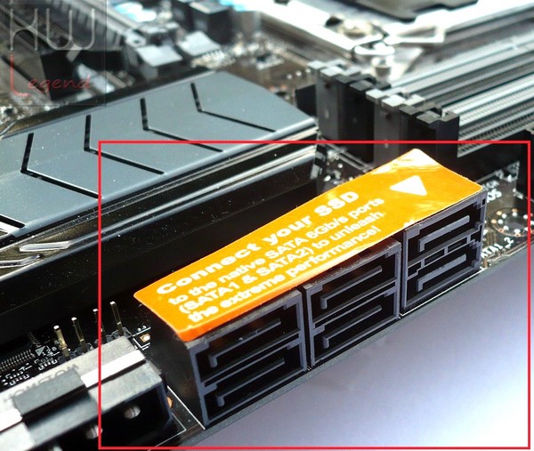 045-msi-x79a-gd45-plus-foto-scheda-porte-sata