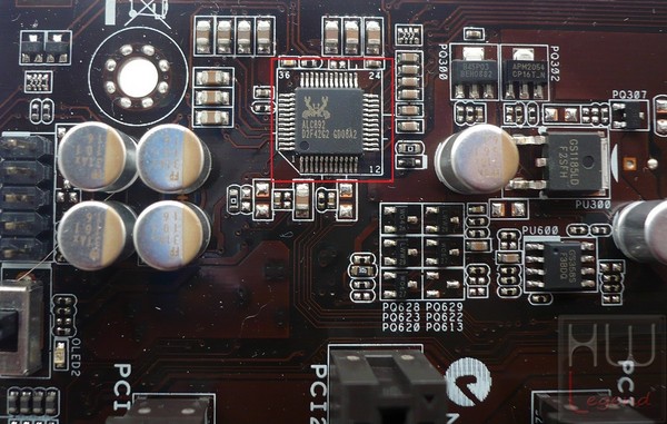 049-asus-z87-plus-foto-scheda-chip-audio