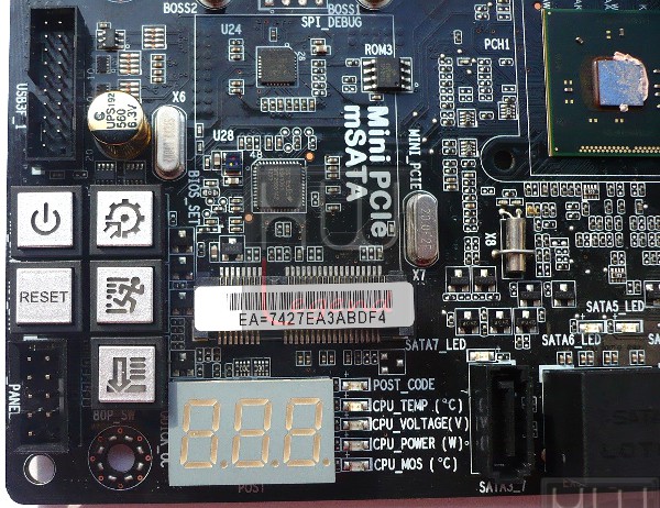 051-ecs-gank-machine-z87h3-a2x-extreme-foto-pulsanti-EZ