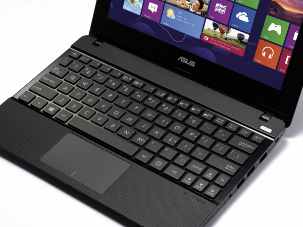 Asus_F102_-_1
