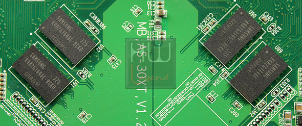 asustor_as-204te_nas_pcb_memorie1