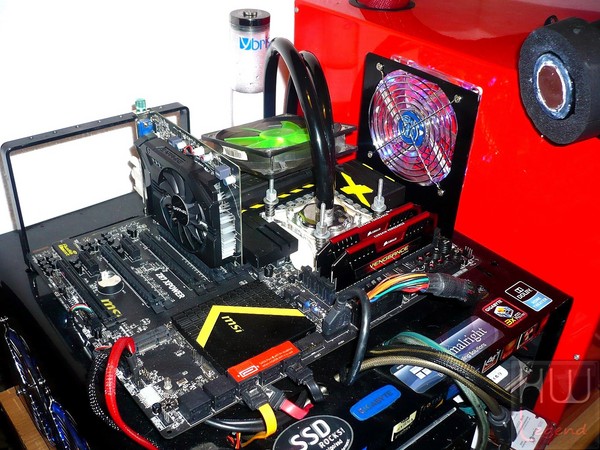 055a-sapphire-r7-250-foto-config-prova