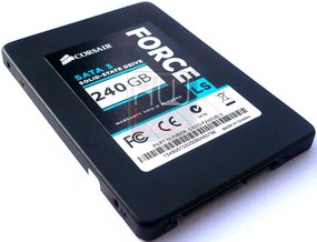 021-corsair-force-ls-ssd-240gb-foto-ssd-fronte
