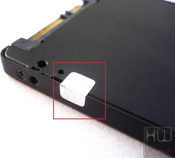 030a-corsair-force-ls-ssd-240gb-foto-ssd-retro-sigilli