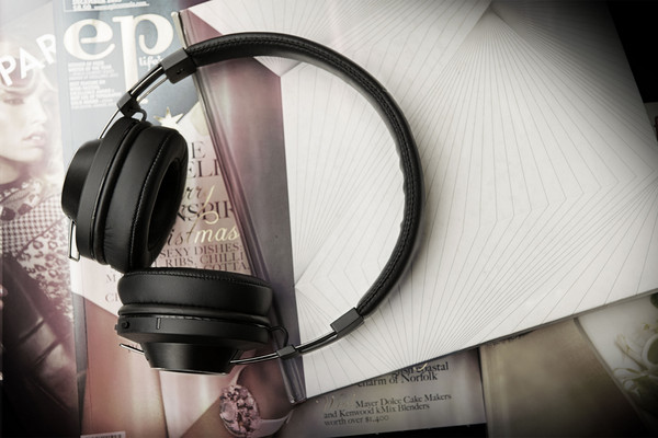 Razer_Adaro_Wireless_Bluetooth_4.0