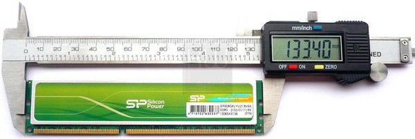 025b-silicon-power-2133-16gb-cl11-foto-moduli-misure-calibro