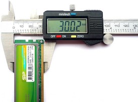 026a-silicon-power-2133-16gb-cl11-foto-moduli-misure-calibro