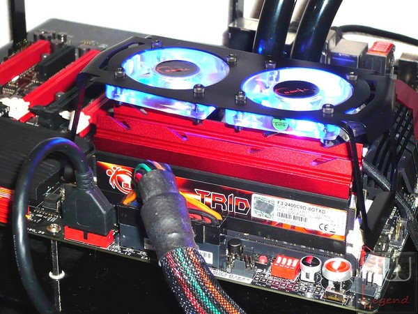 031a-gskill-trident-x-2400-8gb-cl9-foto-config-prova