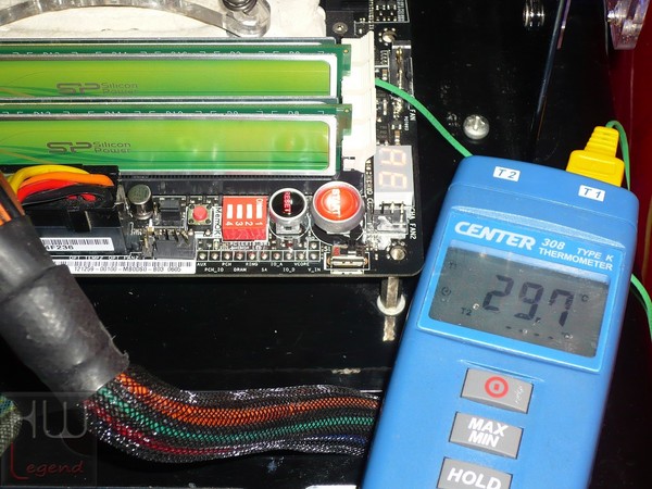 058-silicon-power-2133-16gb-cl11-foto-temp-max-def