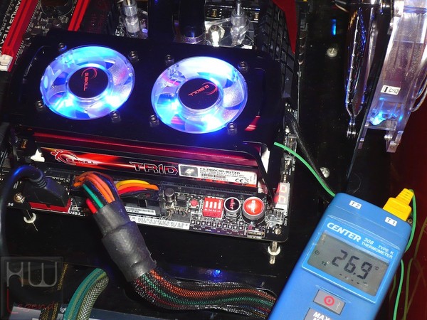 063-gskill-trident-x-2400-8gb-cl9-foto-temp-2666-fan