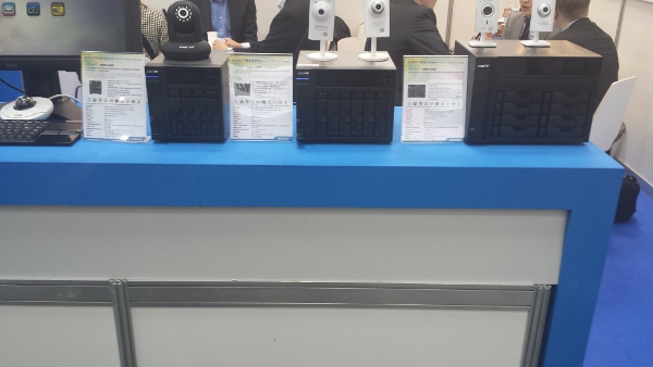 CeBIT_2014-_Asustor_-_2