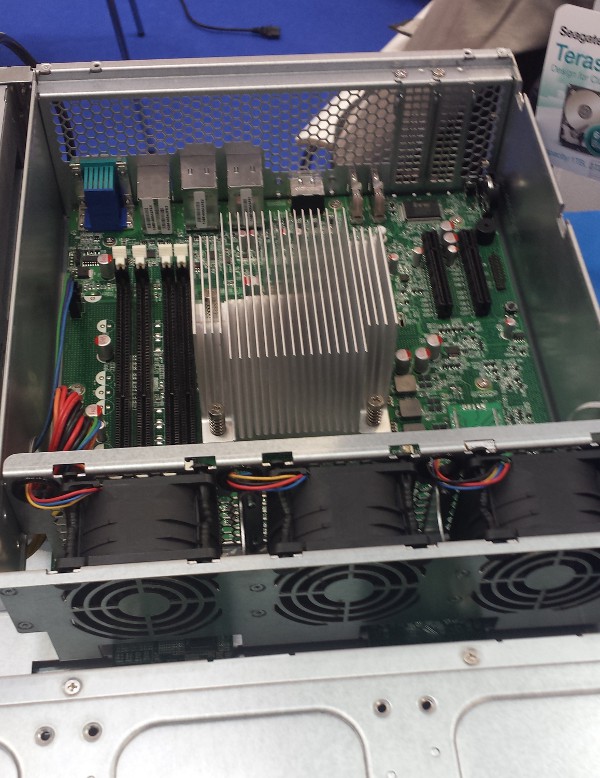 CeBIT_2014-_Asustor_-_6