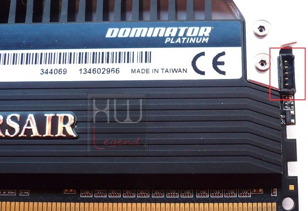 042-comparativa-ddr3-2400-8gb-corsair-moduli-connettore-link