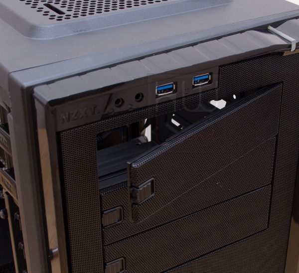 nzxt_source_530_-_sportello_apribile