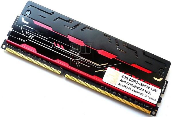 037-avexir-blitz-modulo-original
