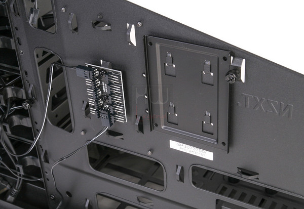 nzxt_source_530_-_Parte_interna_posteriore_1