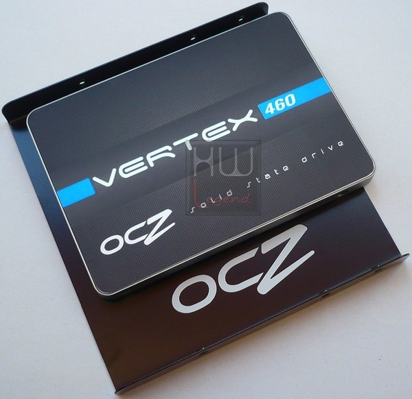 013b-ocz-vertex-460-foto-confezione-adattatore-ssd