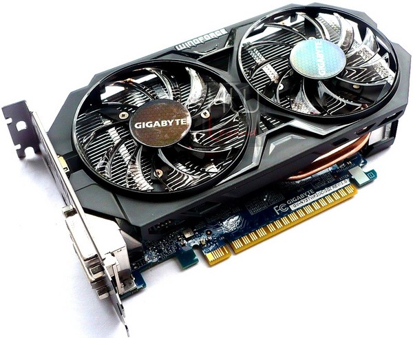 023-gigabyte-gtx-750ti-foto-scheda-fronte-varie