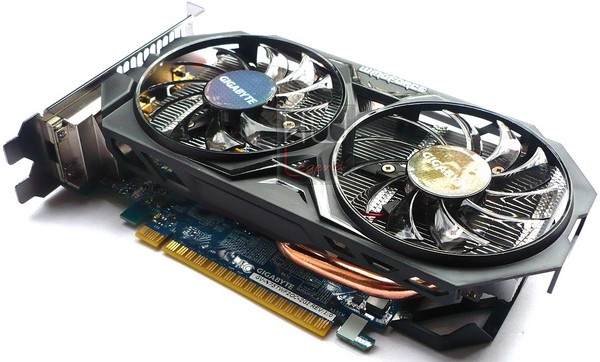 024-gigabyte-gtx-750ti-foto-scheda-fronte-varie