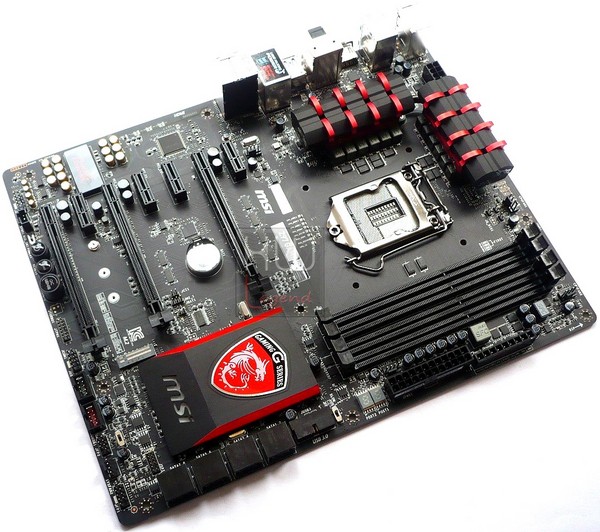 040-msi-z97-gaming7-foto-scheda-fronte