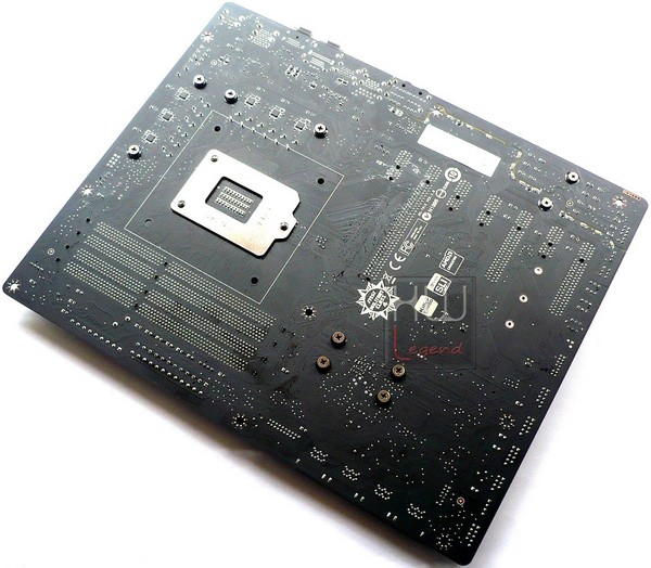 042-msi-z97-gaming7-foto-scheda-retro