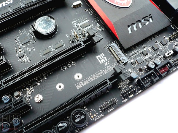 052-msi-z97-gaming7-foto-scheda-connettore-m2-pcie