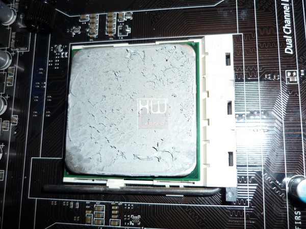Impronta_Pasta_Termica_su_Cpu_-_1