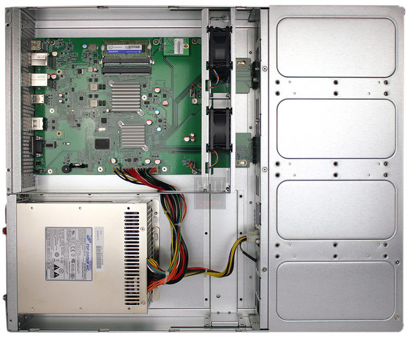 asustor_as-609RD_nas_interno_1