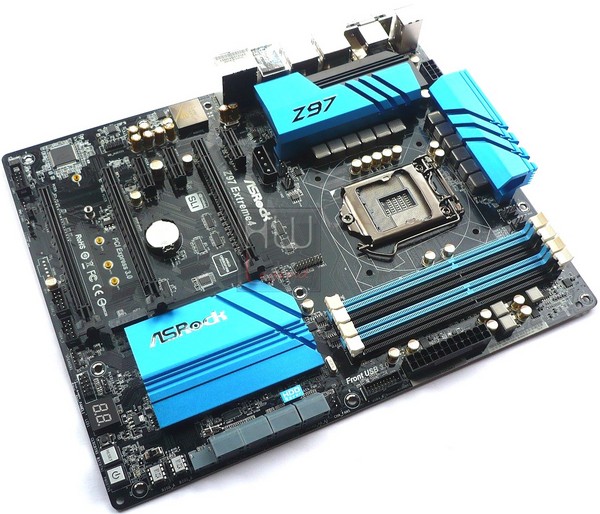 026-asrock-z97-extreme4-foto-scheda-fronte