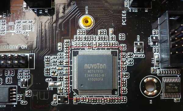 041-asrock-z97-extreme4-foto-scheda-chip-hwmonitor