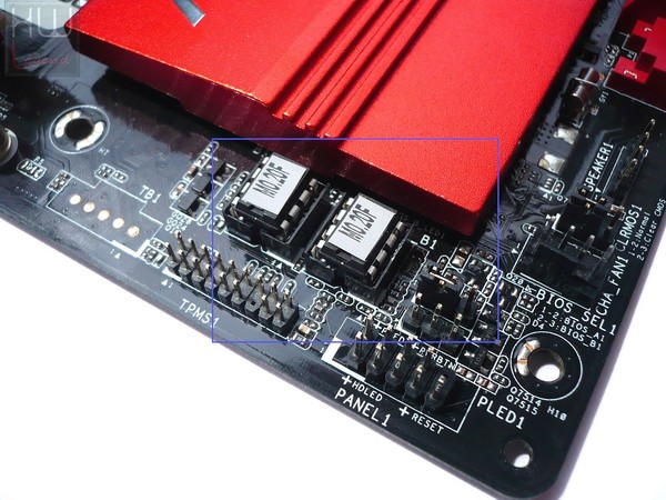 144-asrock-z97x-fatal1ty-killer-foto-scheda-doppio-bios-jumper-selezione