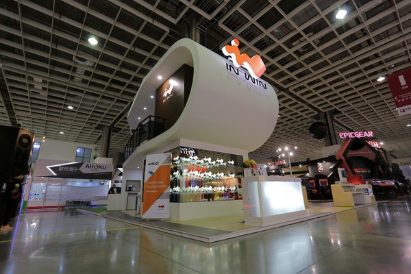 IN_WIN_-_Computex_2014_-_2