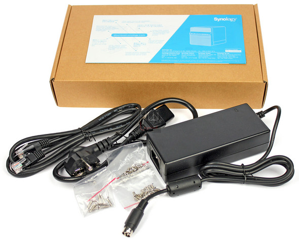 synology_ds414j_confezione_bundle