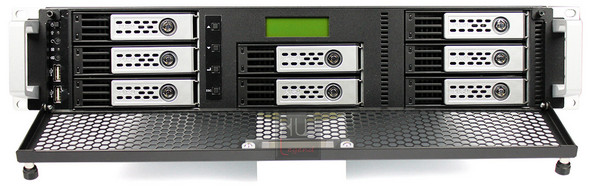 thecus_n8810u-g_nas_fronte_1